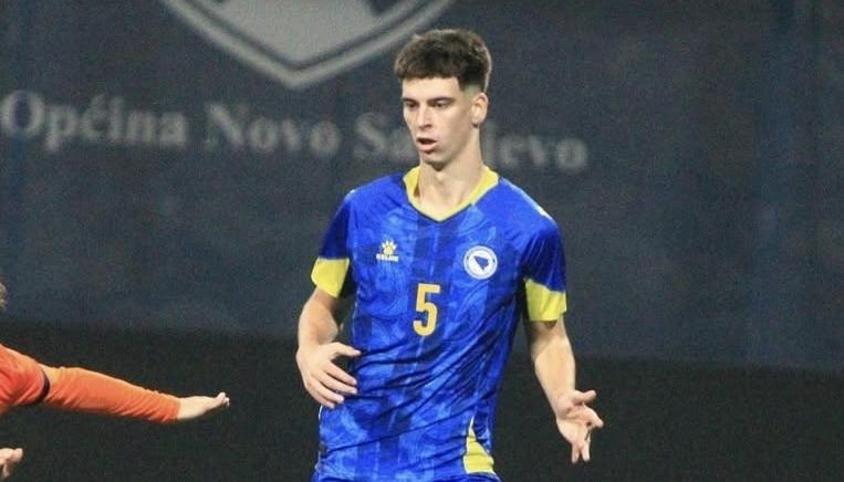 Chi è Ibrisimovic? Gigante mancino da quasi due metri, nodo sul futuro allo Schalke