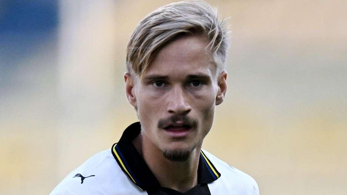 Parma-Lecce, storie di ex: Almqvist ritrova il Lecce. Un anno e tre gol per lui in Salento