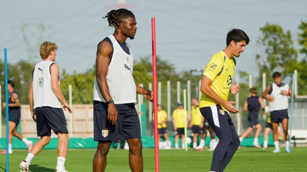 Firma e primo allenamento: ecco l'inizio dell'avventura a Parma di El Bilal Touré