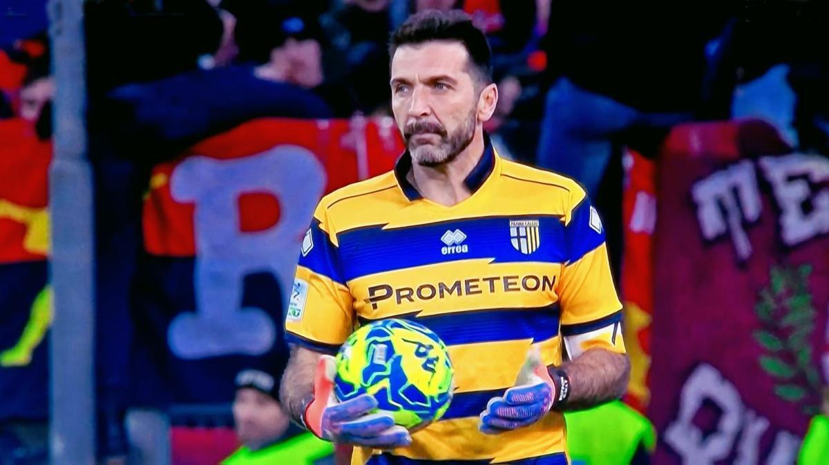 Buffon: "Aperto ad un ritorno a Parma da dirigente. Ma deve essere una proposta che mi prende dentro"