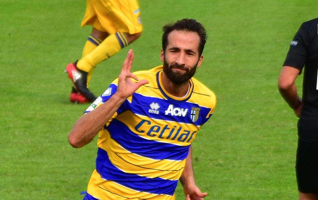 Bari, l'ex crociato Di Cesare: "Il mio sarà un addio da sfigato, non posso chiudere con una retrocessione"