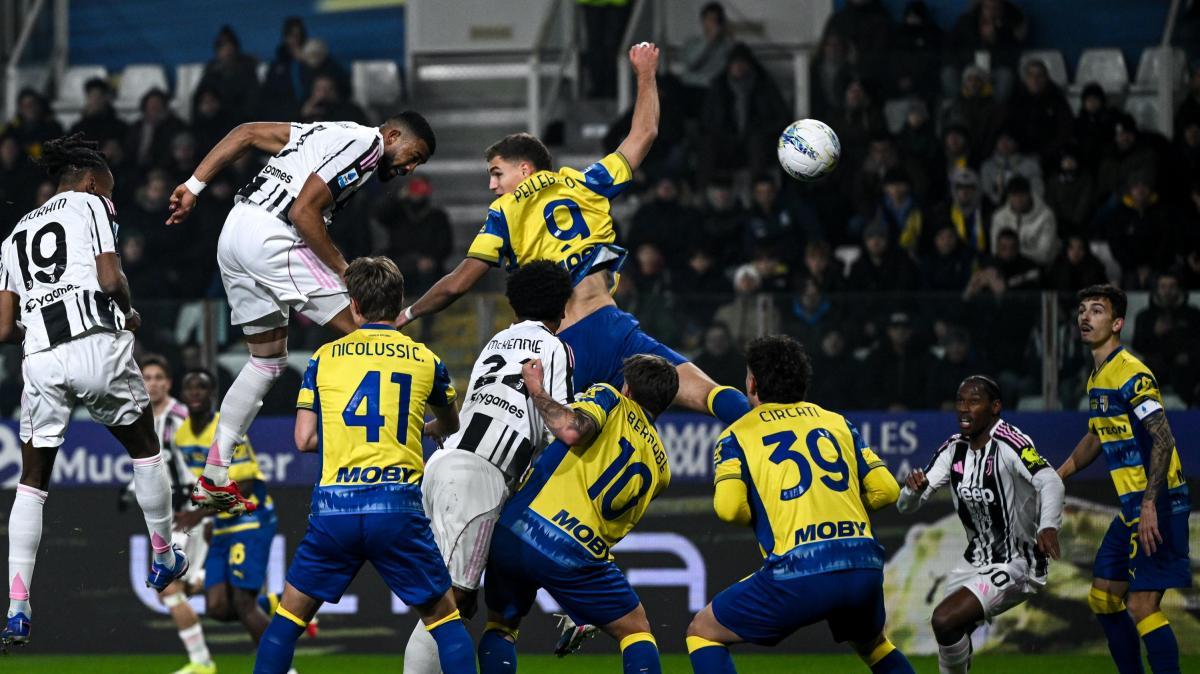 Orlando: "Il Parma ha fatto tanti errori, ma la Juventus gioca bene a calcio"