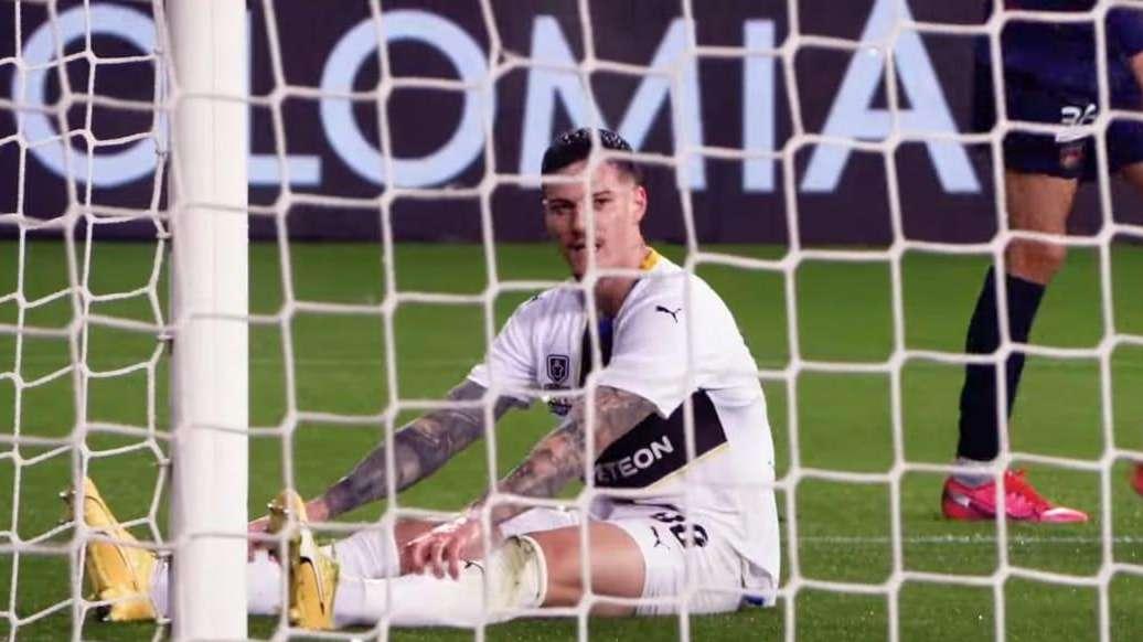 L'agente di Man: "Alla Juve tramite Buffon? Storia forzata. Lo seguono in tanti, ma vuole la A con il Parma"