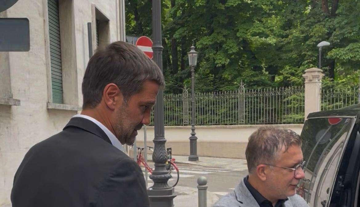 VIDEO - Chivu ha firmato la risoluzione: ora è atteso a Milano per legarsi all'Inter