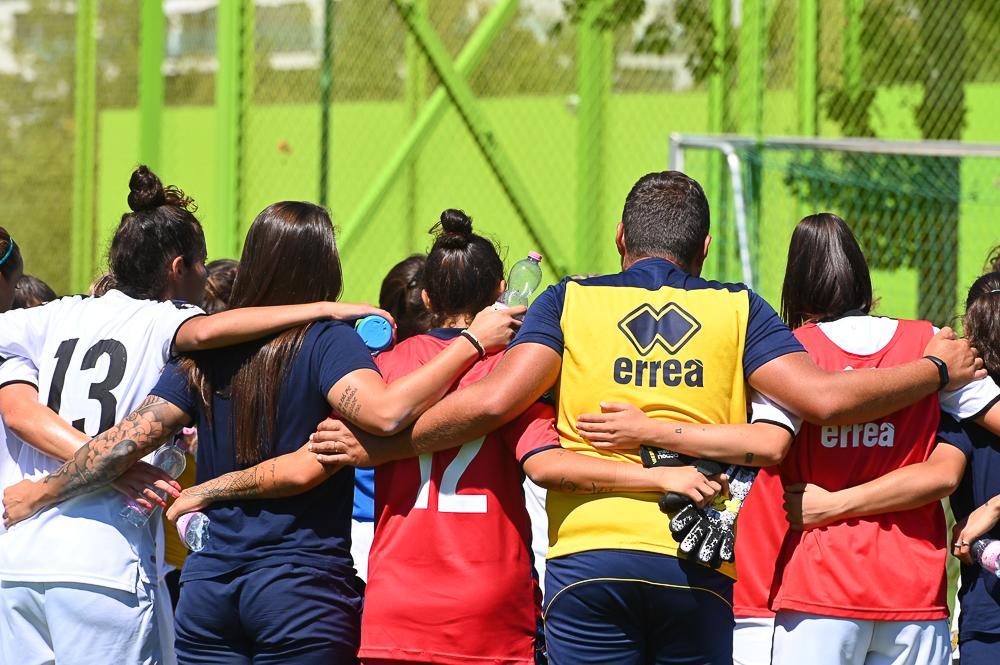 Inizia la stagione del Parma Women: oggi primo allenamento. Poi ritiro a Ronzone
