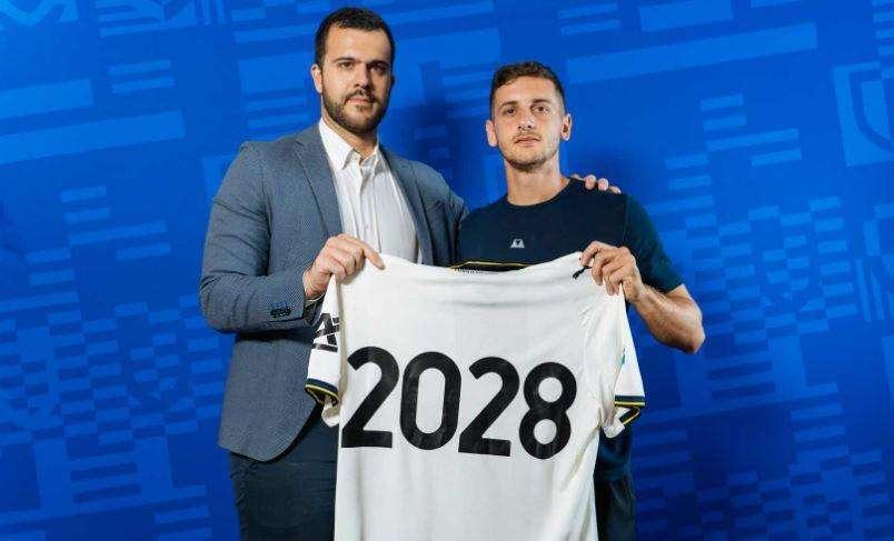 Valeri: "Di Cagliari non rimpiango nulla, grandissima partita. Ho voluto fortemente il rinnovo"