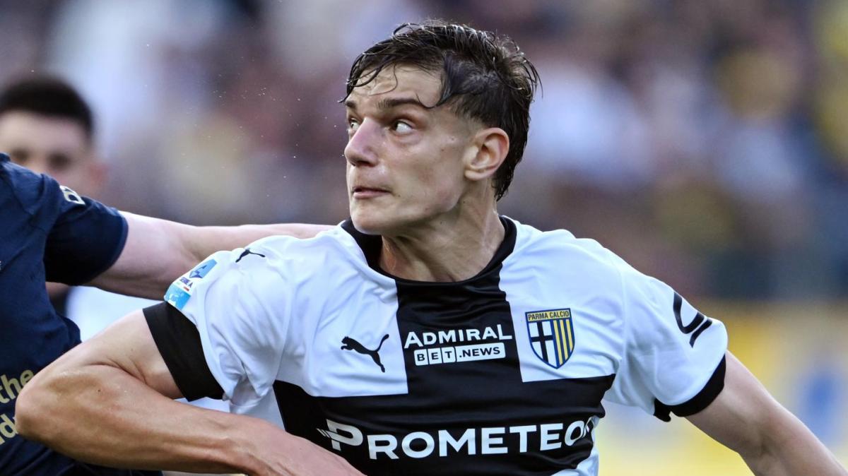 Tonali guida la lista degli italiani più preziosi all'estero: settimo posto per l'ex Parma Leoni