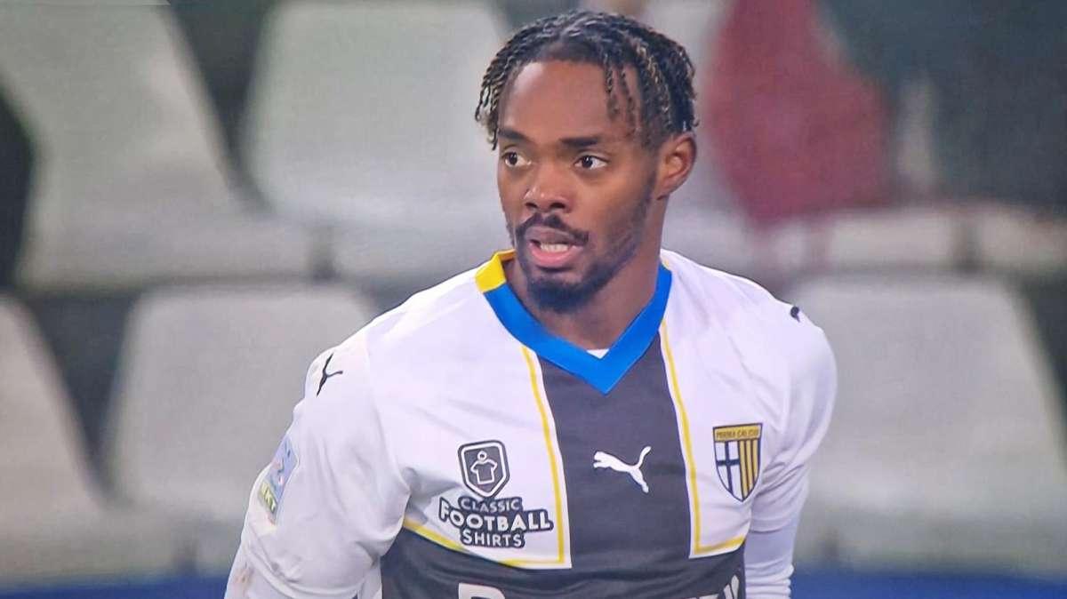 Cyprien resterà a Parma. Rinnoverà il suo contratto, ma a fine mercato