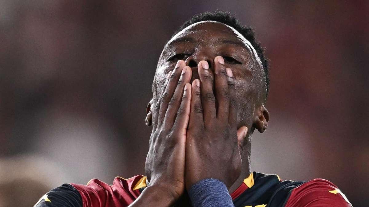 Genoa, Ekuban: "Col Parma ripartiamo dalla prestazione che abbiamo fatto a Napoli"