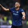 Inter, Akanji: "Possiamo giocarcela contro qualsiasi avversario. Stones? La concorrenza migliorerà tutti"