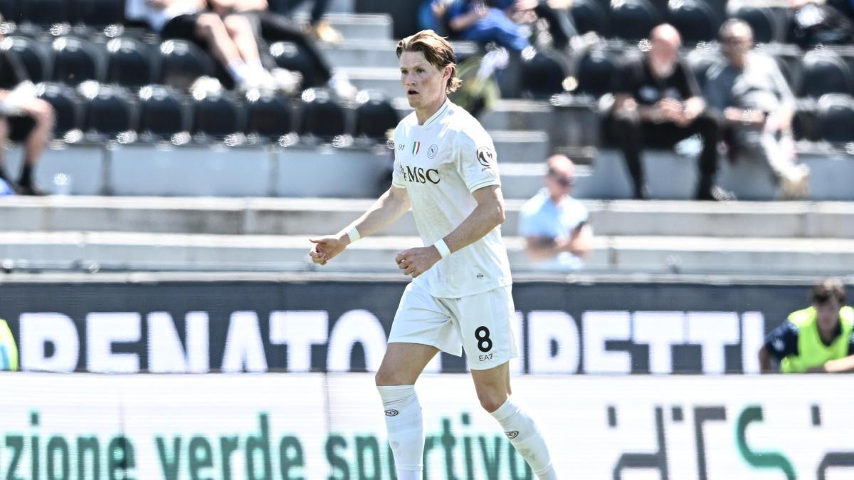 Napoli-Celta Vigo, le formazioni ufficiali: torna McTominay dal 1'