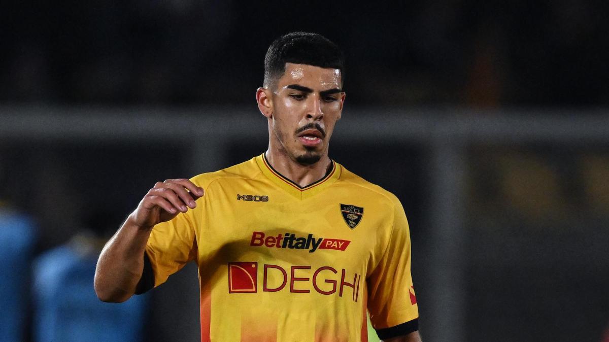 Lecce, Veiga: "Voglio più assist e più gol. Nazionale? Posso scegliere..."