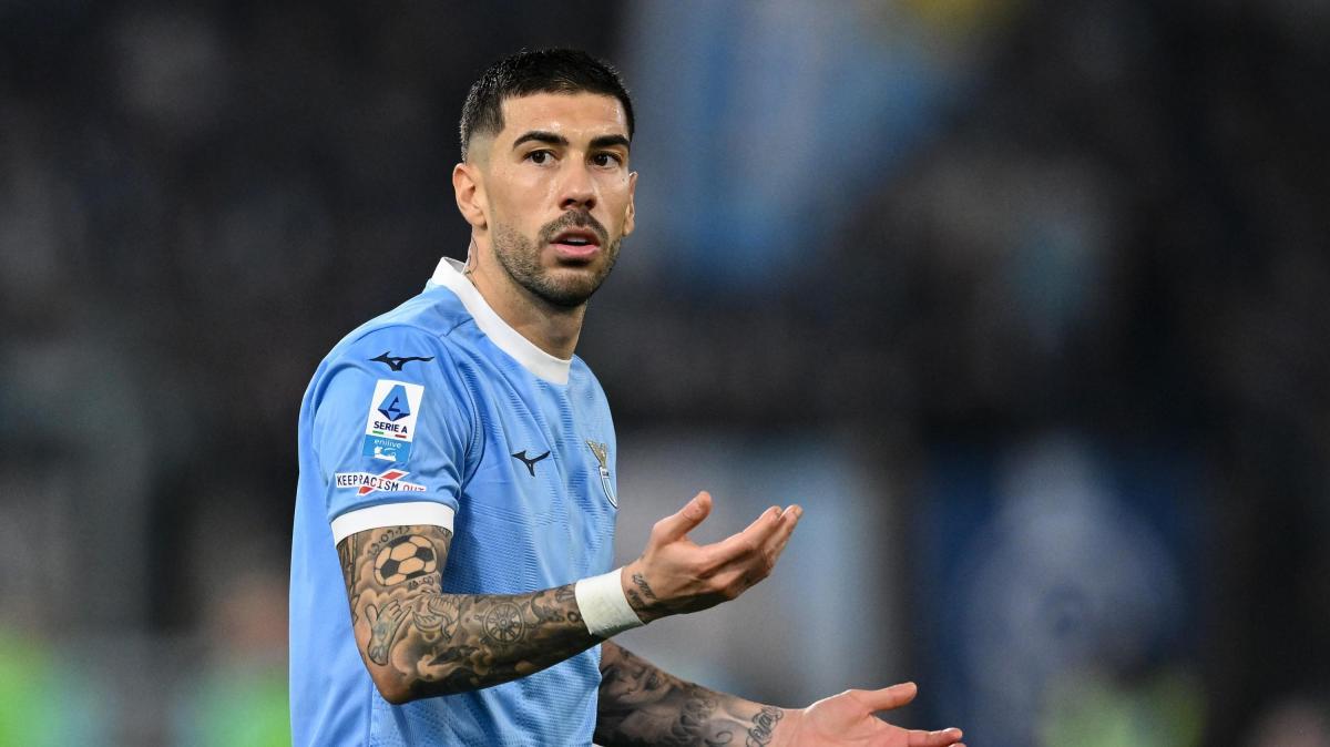 Sorriso dall'infermeria per Sarri: Zaccagni torna tra i convocati per Fiorentina-Lazio