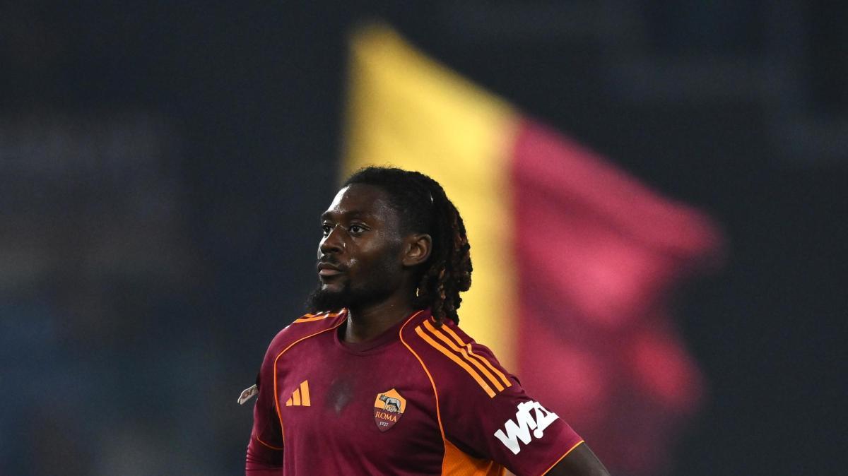 Roma, sostituzione per Manu Koné contro la Fiorentina: le sue condizioni