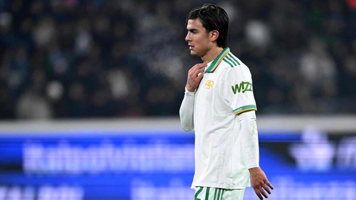 Roma, Dybala si è operato al menisco: i tempi di recupero