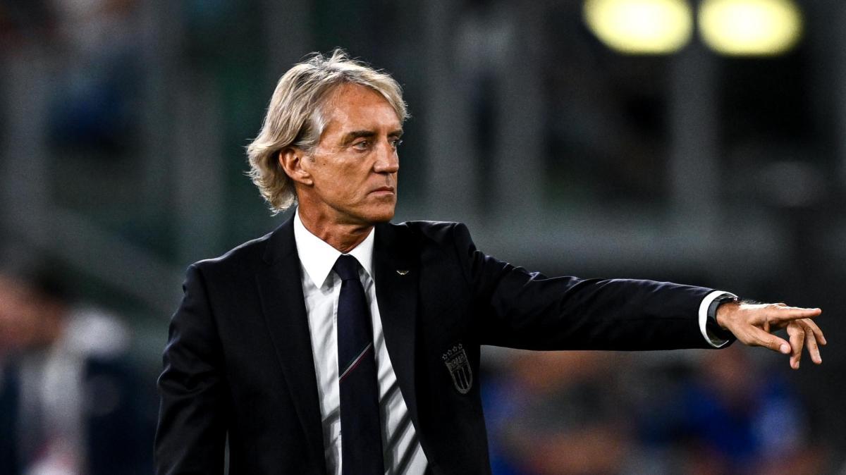 Italia, Mancini: "Cambierò qualcosa. Critiche a Romano? Noi siamo felici così"