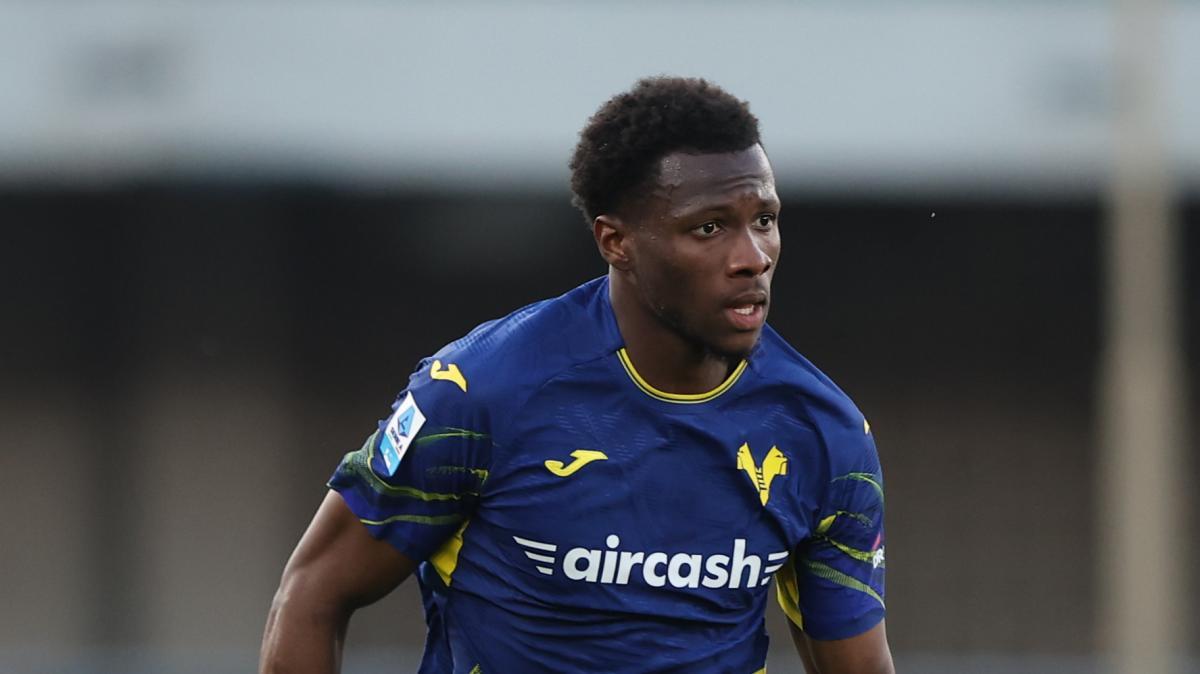 Oyegoke, Verona