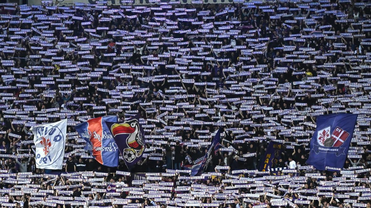 Fiorentina, ritirata la maglia numero 10 per la stagione 2026/2027: il comunicato del Presidente