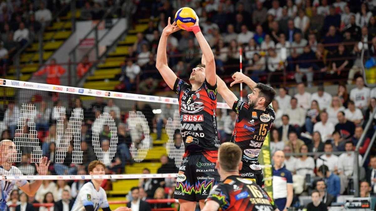 Cresce l'ottimismo attorno alla Sir Susa Vim Perugia: domenica gara-2 della finale-scudetto a Monza