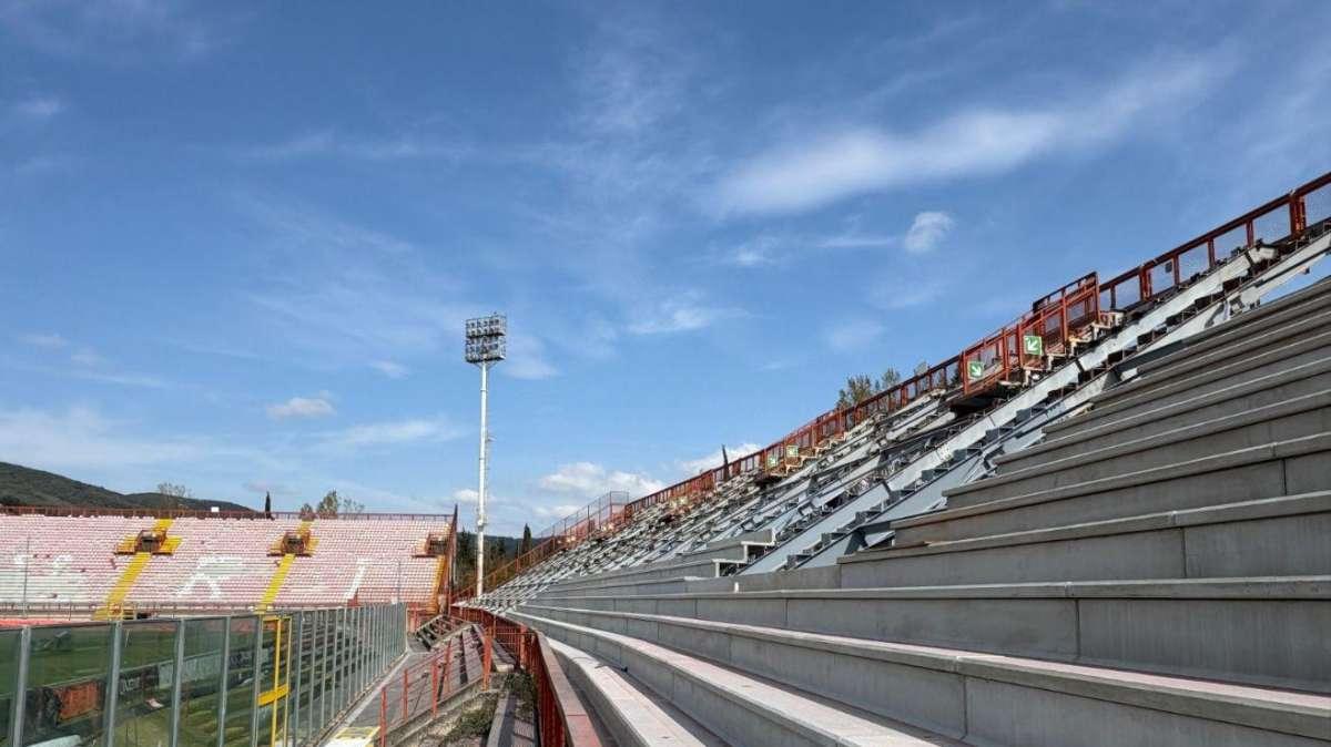 Deciso! Per la prossima stagione chiusa la Curva Nord dello Stadio Curi: il tifo organizzato del Perugia si trasferirà in gradinata