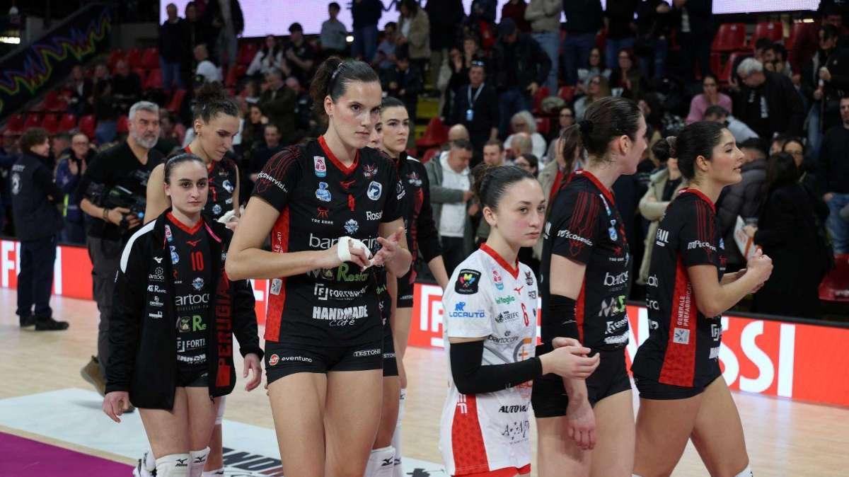 Così è maturata la nettissima sconfitta (3-0) della Bartoccini sabato sera in casa contro Firenze