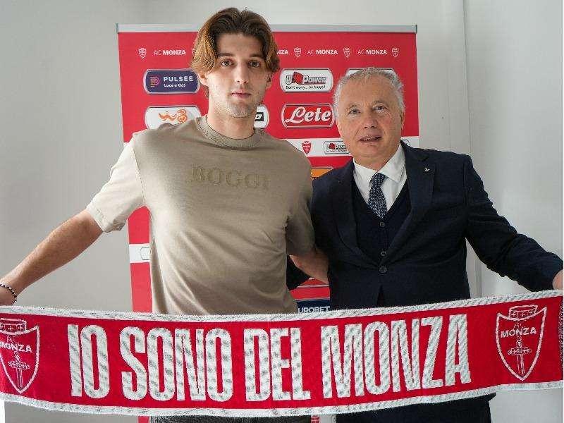 Messo fuori squadra dal Perugia, per Matteo Viti c'è la prospettiva immediata della prima squadra del Monza