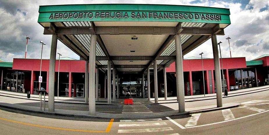 Cresce ancora l'Aeroporto di Perugia: ma quando il vero salto di qualità? E quando le nuove rotte?