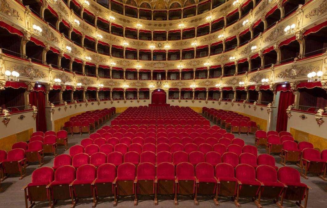 Aperta la campagna abbonamenti del Teatro Morlacchi di Perugia: si parte il 27 ottobre