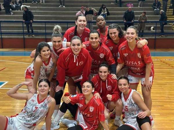 La Pallacanestro Perugia vince ancora e rimane a punteggio pieno in vetta alla B femminile