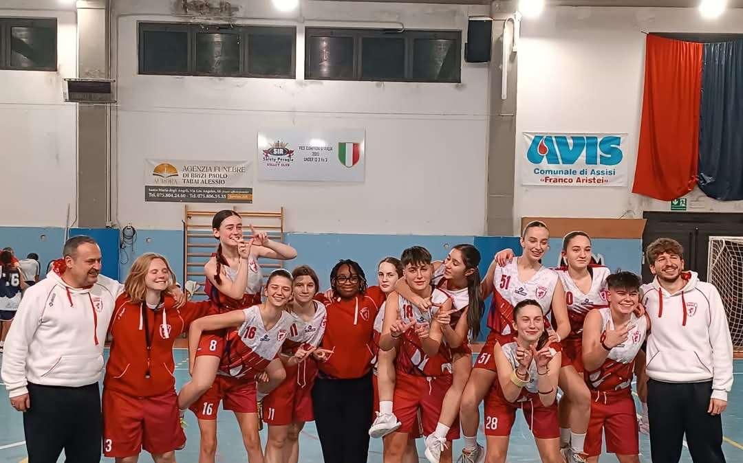 L' Under 17 femminile della Pallacanestro Perugia fa suo il derby contro Terni