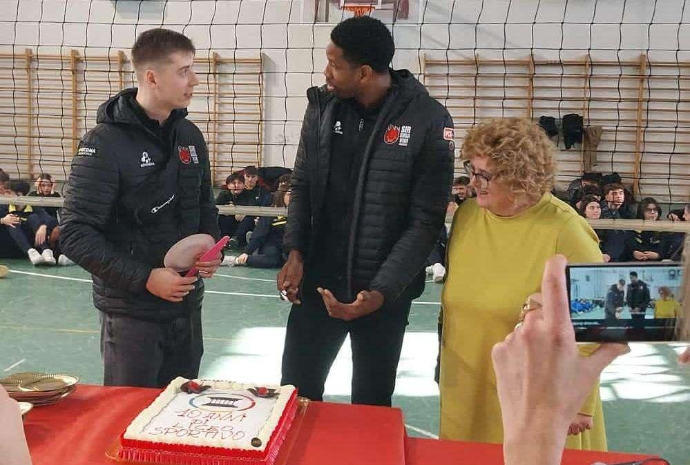 Con Leon, Semeniuk e la Coppa del Mondo la grande festa per i 10 anni del Liceo sportivo Mazzatinti di Gubbio