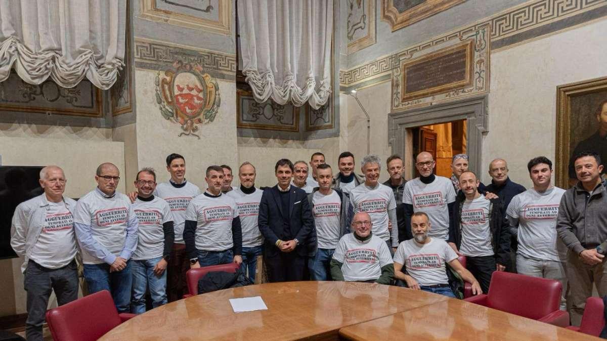 Onore al gruppo sportivo degli "Agguerriti": premiati in Comune a Perugia