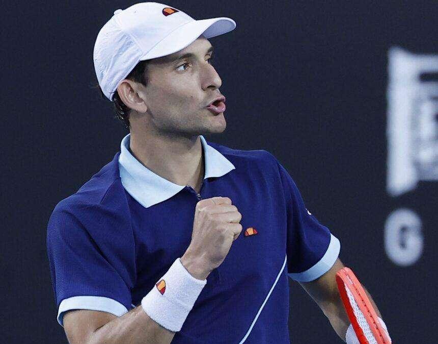 Sarà una notte insonne per tanti sportivi perugini per la diretta di Passaro agli Australian Open di tenns! 
