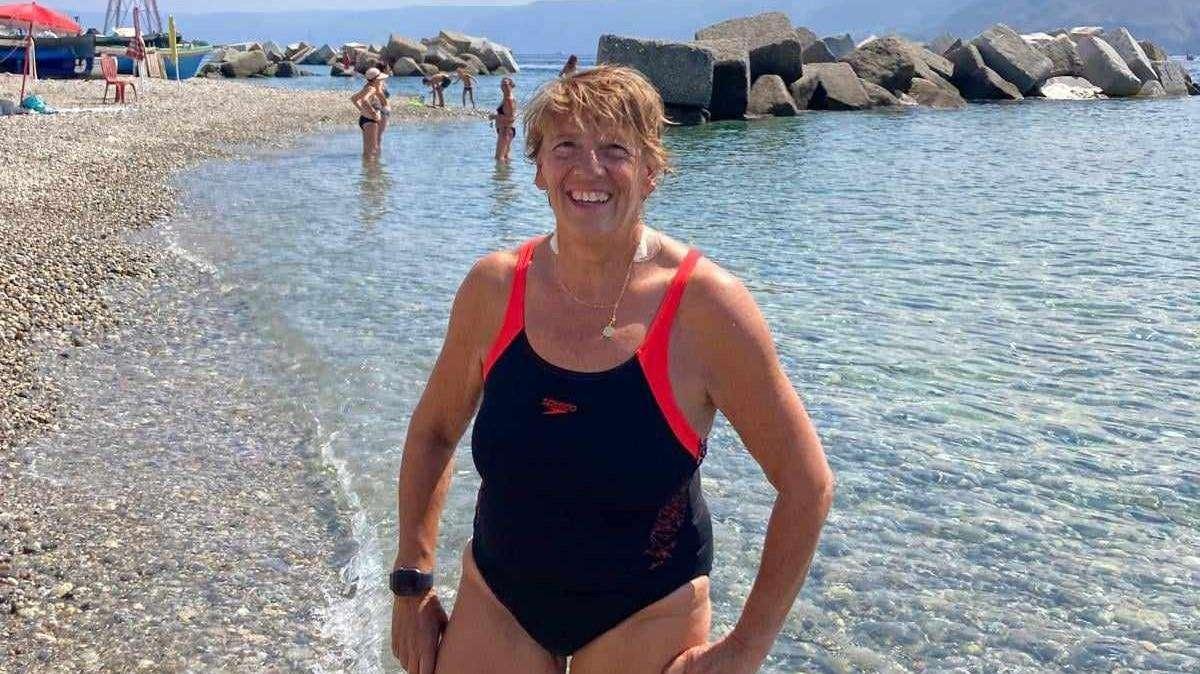 Che impresa! Simonetta Renga della Gryphus Perugia ha attraversato a nuoto lo stretto di Messina!