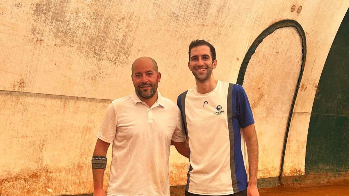 Alessandro Cascianelli vince il torneo di singolare di tennis per giornalisti: battuto in finale Claudio Contessa 