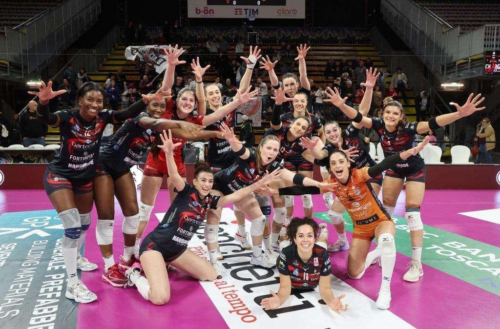 Oggi la Bartoccini inizia la Pool promozione verso l'A1 di volley femminile