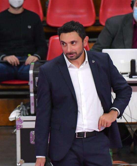 La Bartoccini Perugia saluta il coach Mazzanti dopo aver raggiunto la salvezza nell'A1 femminile di volley