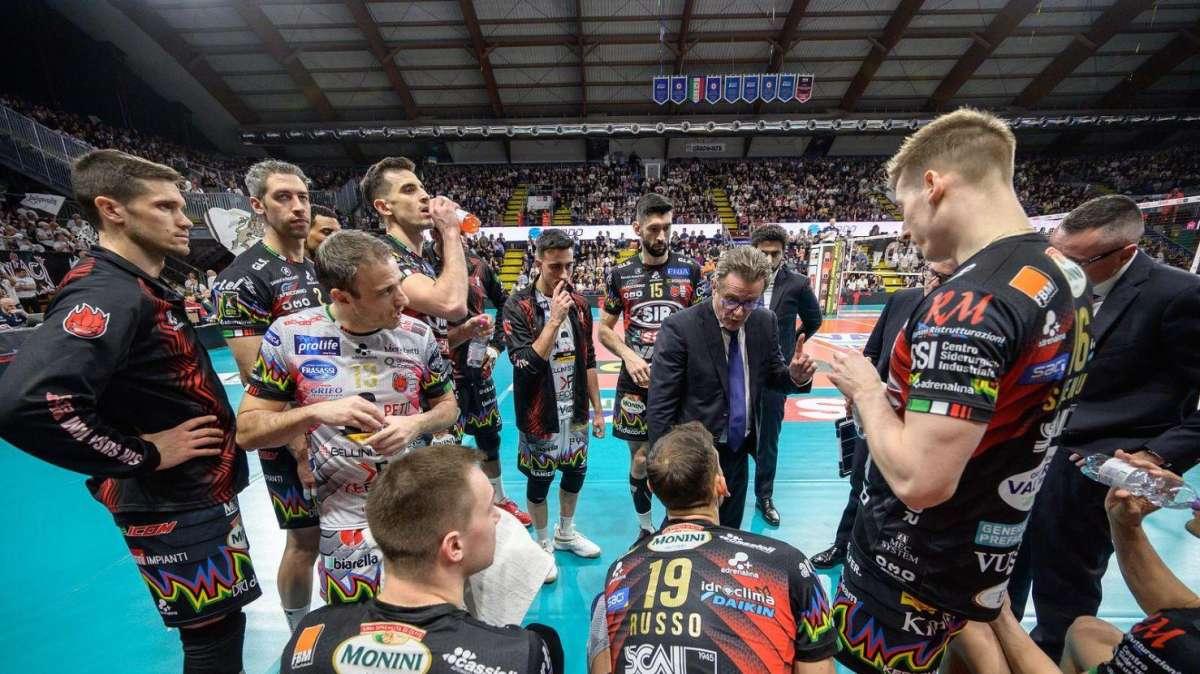Il programma di oggi nei quarti dei playoff scudetto di volley machile: c'è Sir Susa Vim Perugia-Verona (LIVE su www.perugia24.net)