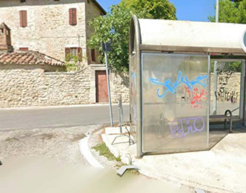 Perchè far sostare il bus a San Mariano e non garantire il collegamento con Castel del Piano? Anche in vista del nuovo BRT...