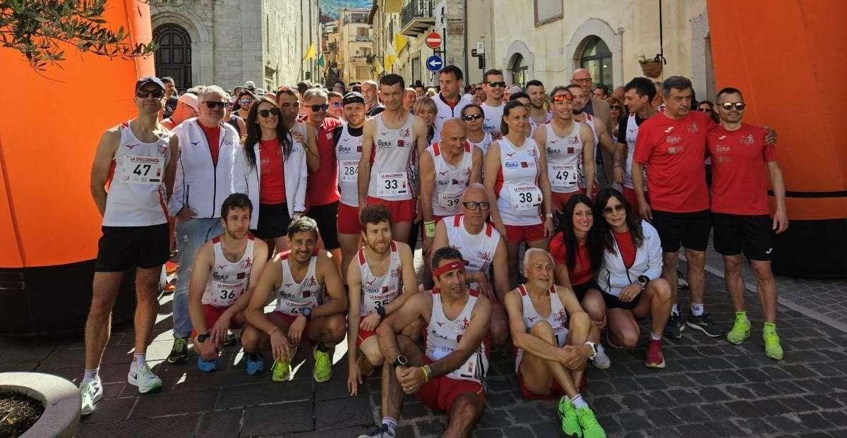 A Gualdo Tadino si è disputata la Sfacchinata: sole e festa per tutti!