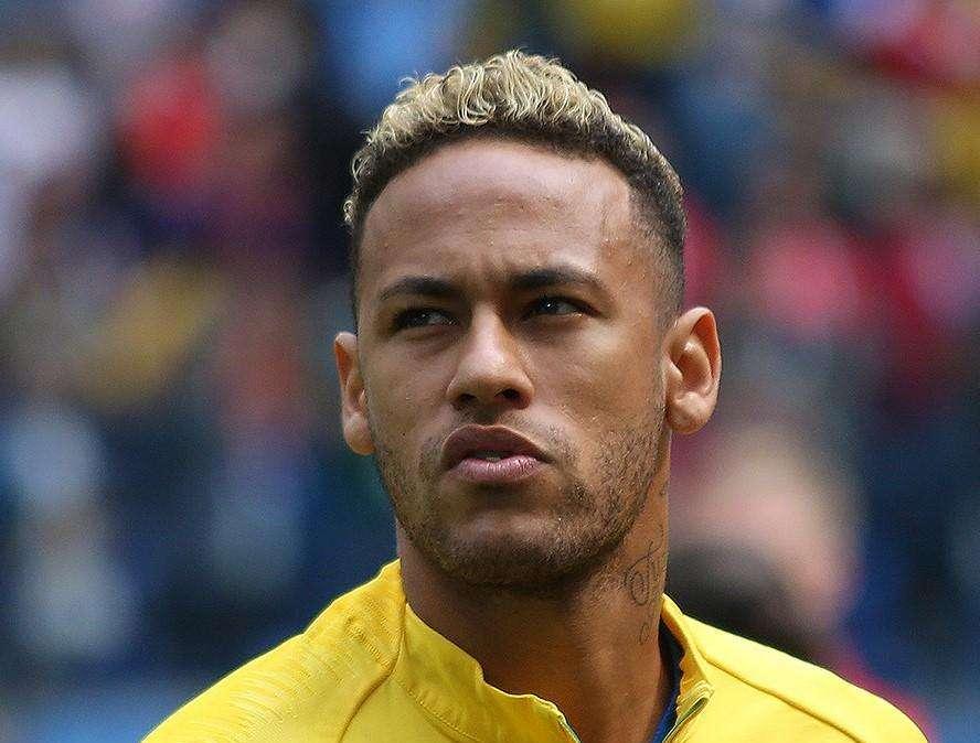 Neymar: c’è il poker dopo il calcio! Un campione anche al tavolo da gioco