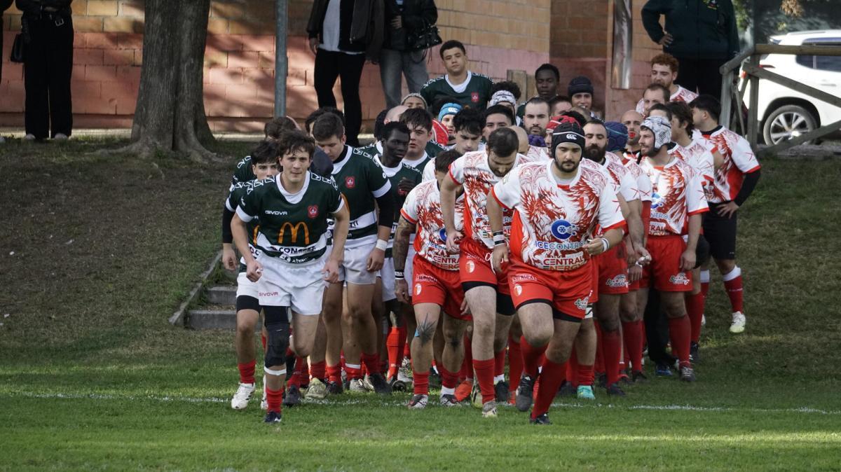 Il Rugby Perugia Perugia ha battuto (19-14) il Rugby Perugia e si è aggiudicato il derby cittadino della serie C