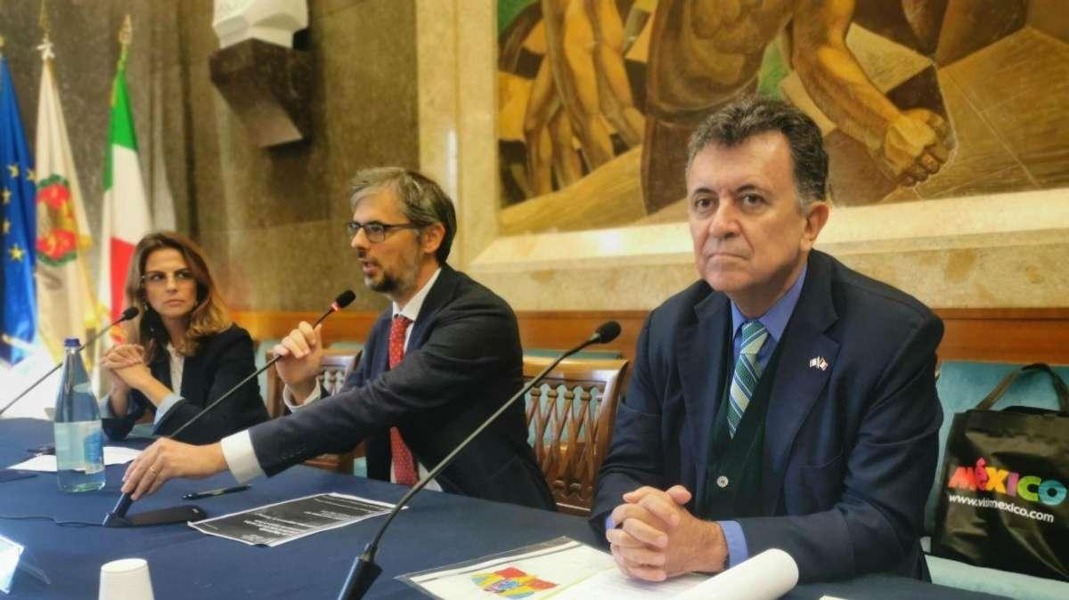 L'ambasciatore del Messico all'Università degli Stranieri di Perugia per trattare il fenomeno dei flussi di popolazione