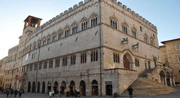 Cari ragazzi dovete scegliere la Scuola Superiore e siete indecisi? Ecco il manuale del Comune di Perugia per voi