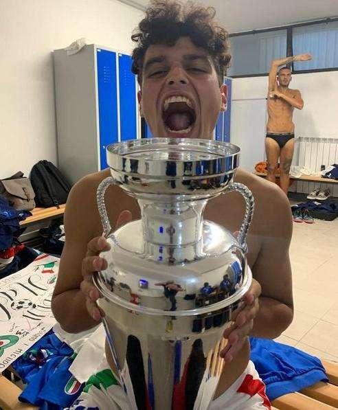 Andrea Bachiorri da Perugia a campione nella "Dream Euro Cup 2024"! E' il portiere dell'Associazione Fuorigioco