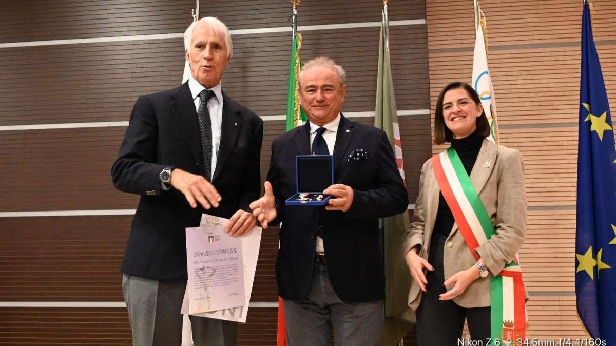 Stella d'argento al merito sportivo per Fabbrizio Paffarini e la sua dedica è singolare e da leggere... 