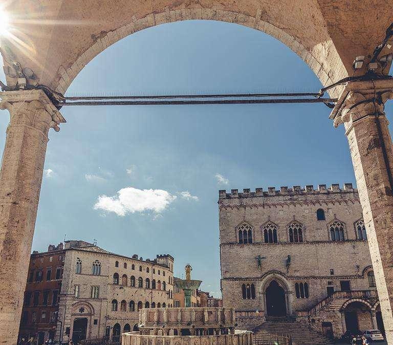 Ma davvero l'Umbria tornerà "rossa" a partire da lunedì? Slitta ancora il ritorno a scuola?