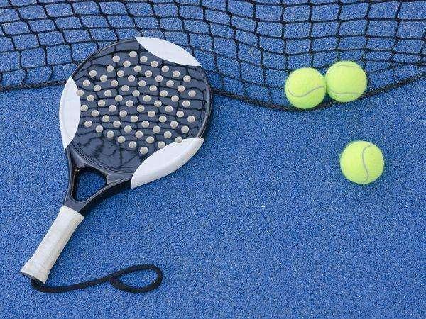 Il 3 e 4 maggio "Uno smash alla fibrosi cistica": a Perugia il torneo di padel in ricordo di Marika Oranges