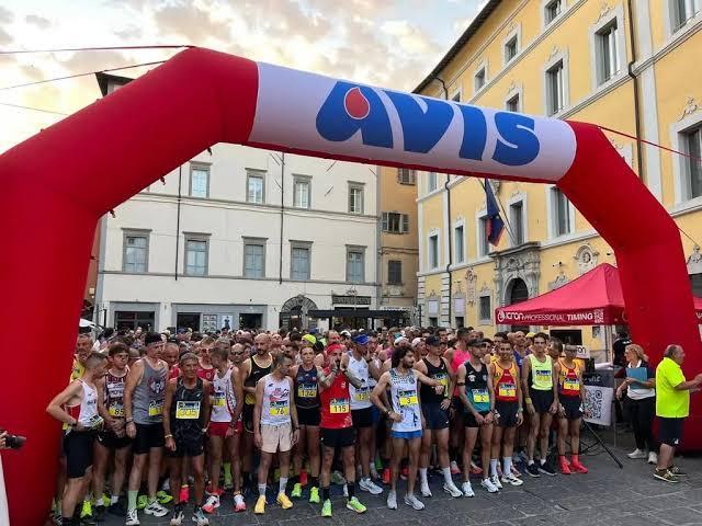 Un bel successo per la nona edizione della CorriUmbertide By Night con 240 podisti in gara