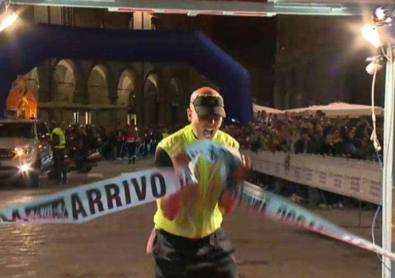 Sensazionale risultato per lo sport umbro: un perugino vince la 100km del Passatore di corsa!